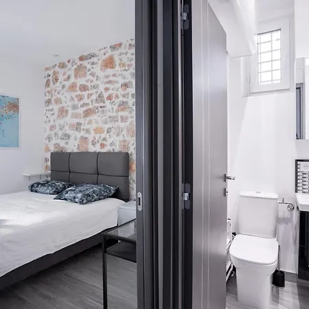 Experience Pastour Privatize 6 Aparts 10bedrooms&9baths 11doublebeds With His Duplexpenthouse Rooftop Close Palais Congres Beaches Et Suquet
