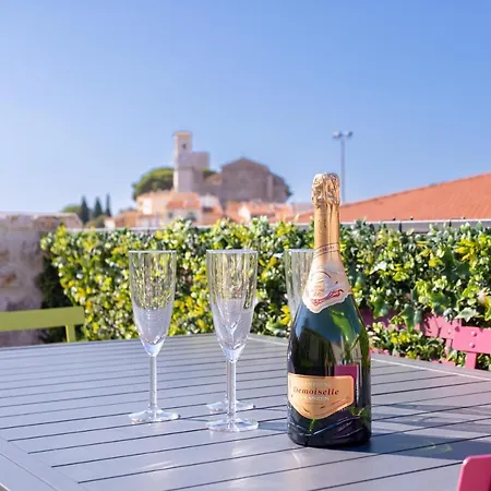 Lägenhet Experience Pastour Privatize 6 Aparts 10bedrooms&9baths 11doublebeds With His Duplexpenthouse Rooftop Close Palais Congres Beaches Et Suquet *